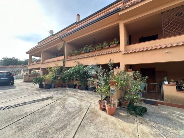 Villetta a schiera in residenziale in Via Baracca Francesco 144