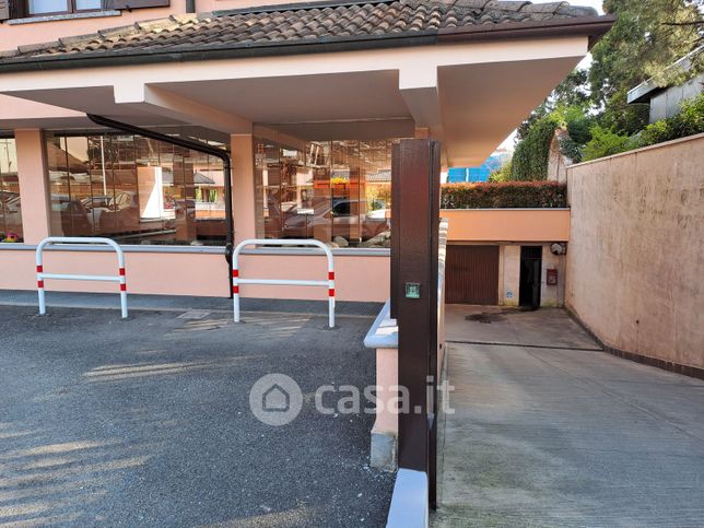 Box/posto auto in residenziale in Via Don Giovanni Minzoni