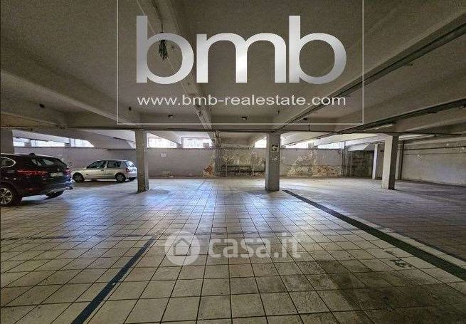 Box/posto auto in residenziale in Via Pessinetto 13