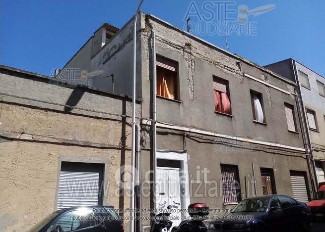 Garage/posto auto in residenziale in Via Solferino 7