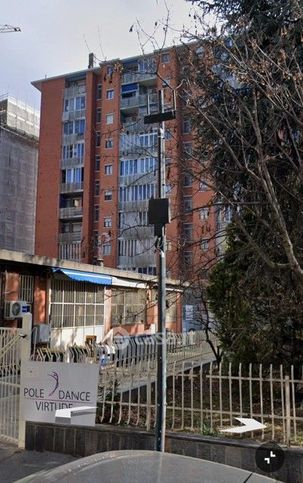 Capannone in commerciale in Via Giovanni Servais 93