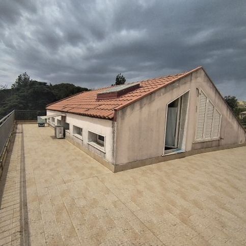 Loft in residenziale in Via Fisicara