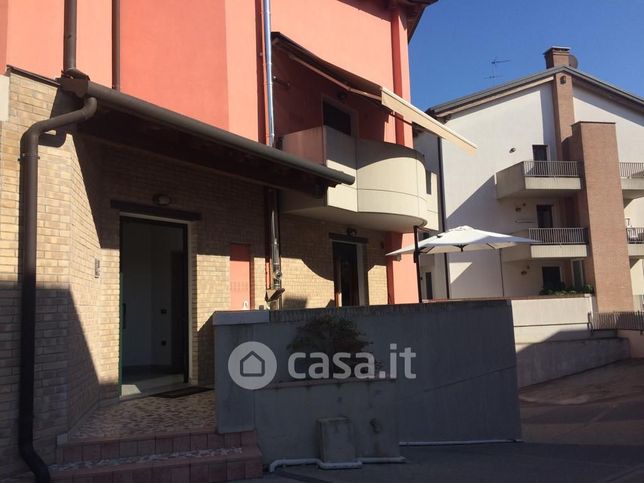 Appartamento in residenziale in Viale della Resistenza 69