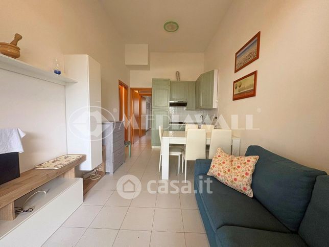 Appartamento in residenziale in Via delle Acacie 2