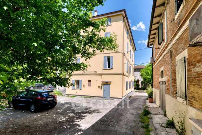 Appartamento in residenziale in Via Nino Bertocchi 35