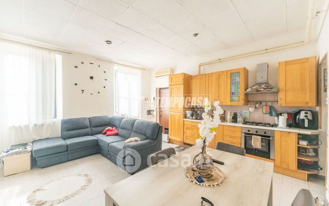 Appartamento in residenziale in Via Venino 5