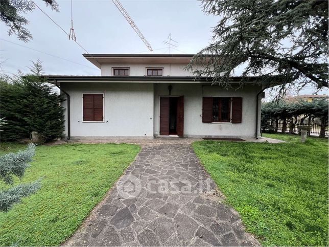 Villa in residenziale in 
