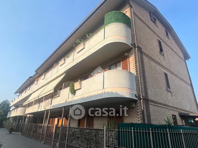 Appartamento in residenziale in Via Cimarosa