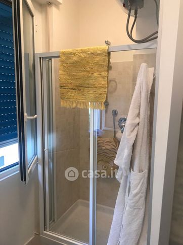 Appartamento in residenziale in Via Elba 11