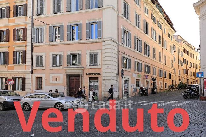 Appartamento in residenziale in Via de' Ciancaleoni 12