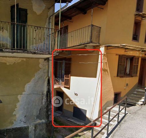 Appartamento in residenziale in Via Borrette 16