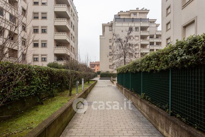 Appartamento in residenziale in Via Nino Bixio