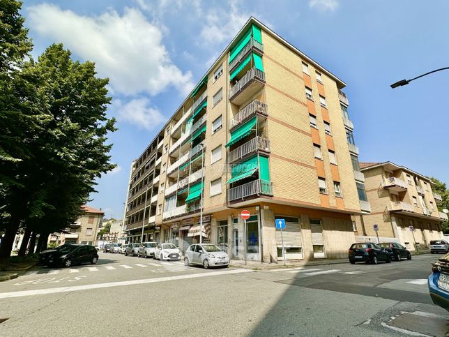 Appartamento in residenziale in Piazza Cavallero