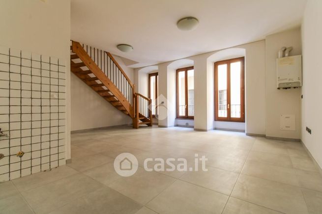 Appartamento in residenziale in Via Brunati