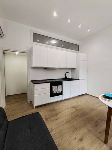 Appartamento in residenziale in Via Rubens 9