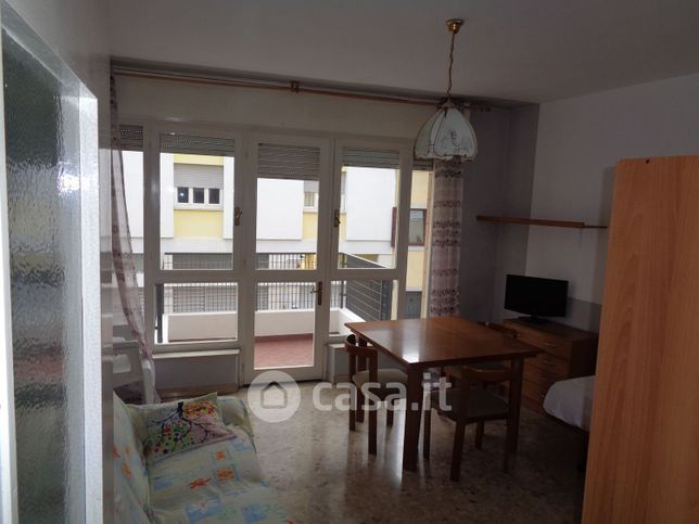 Appartamento in residenziale in Via Vittorio Alfieri