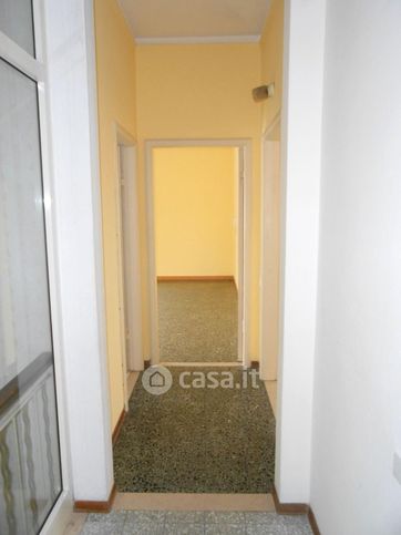 Ufficio in commerciale in Via dell' Isola