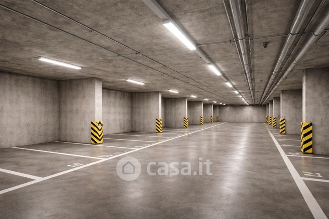 Box/posto auto in residenziale in Via Antonio Gramsci 15