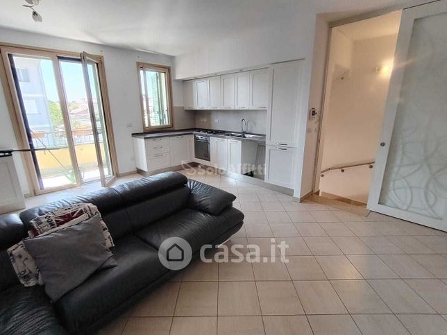 Appartamento in residenziale in Via Padre Armando Vincenzi