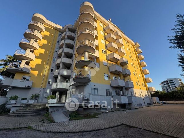 Appartamento in residenziale in Via E. Maiorana 65