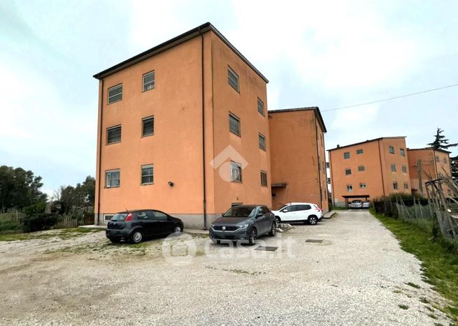 Appartamento in residenziale in Via Mediana-Cisterna 8