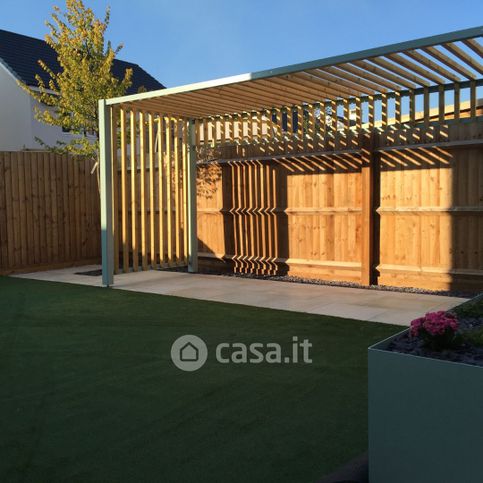 Capannone in commerciale in Via Dottor Bortolo Pollini