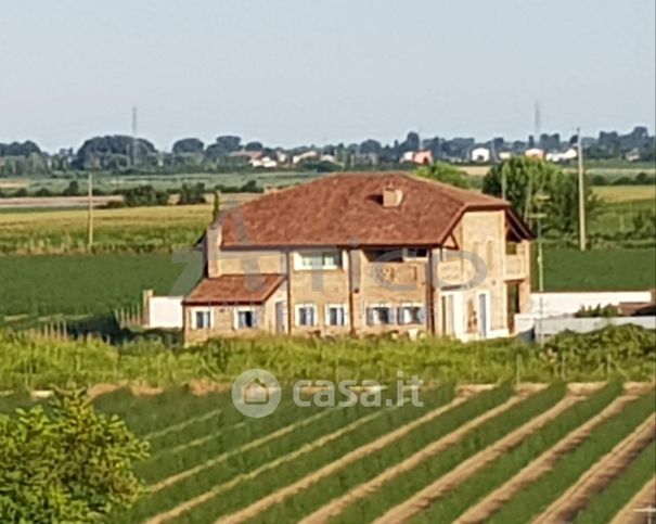 Casa indipendente in residenziale in Via Ponte della Roda