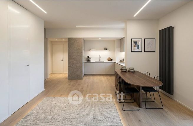 Appartamento in residenziale in Via Edmondo de Amicis 24