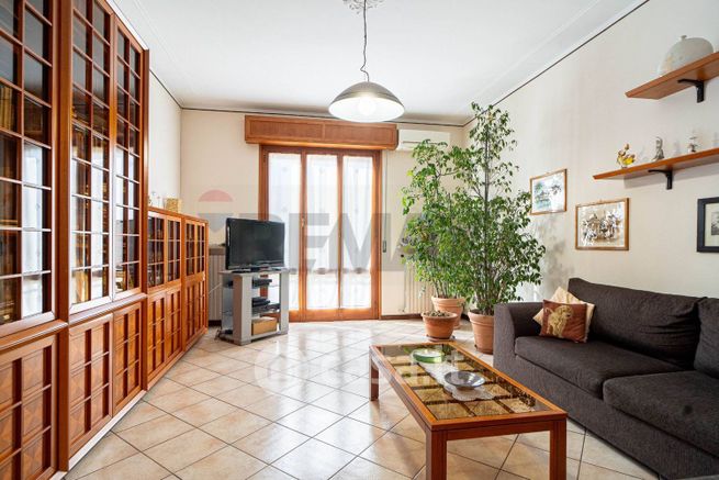 Appartamento in residenziale in Via Alcide de Gasperi 6
