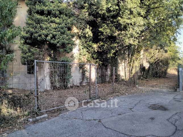 Rustico/casale in residenziale in Via Amos Zanibelli