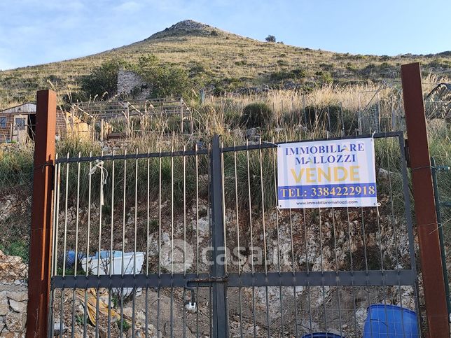 Terreno edificabile in residenziale in Via Vincenzo Aricò
