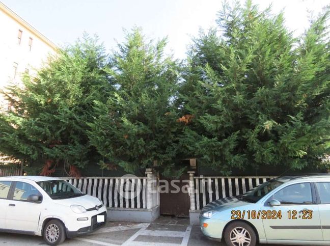 Villetta a schiera in residenziale in Via Taranto 16