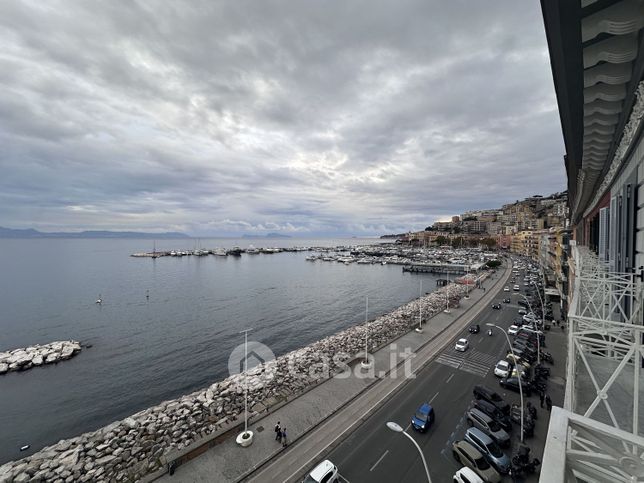 Appartamento in residenziale in Via Francesco Caracciolo