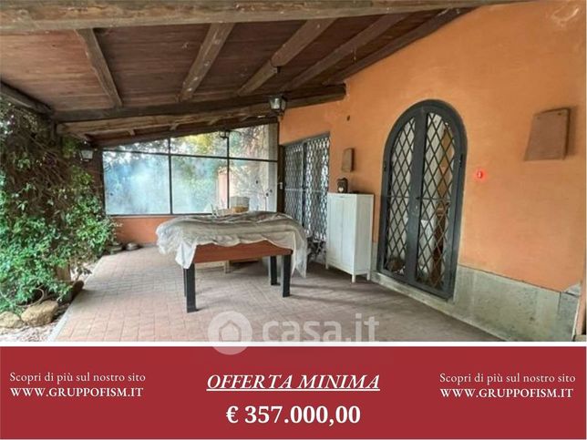 Villetta a schiera in residenziale in Via della Galleria di Ciampino 5