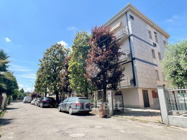 Appartamento in residenziale in Via Brigata Reggio