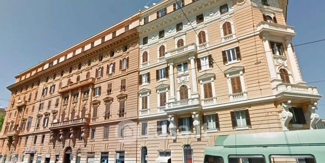 Ufficio in commerciale in Viale Regina Margherita 239
