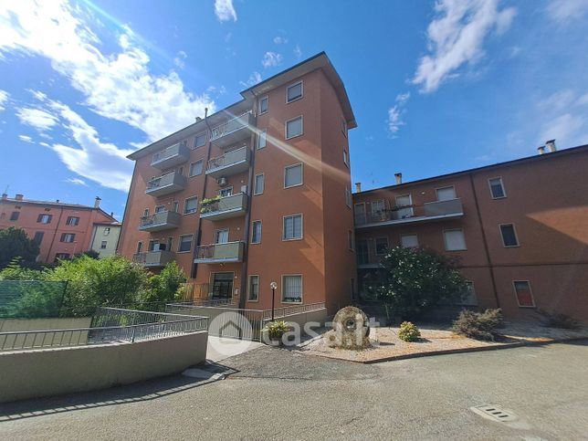 Appartamento in residenziale in Largo Molino 4