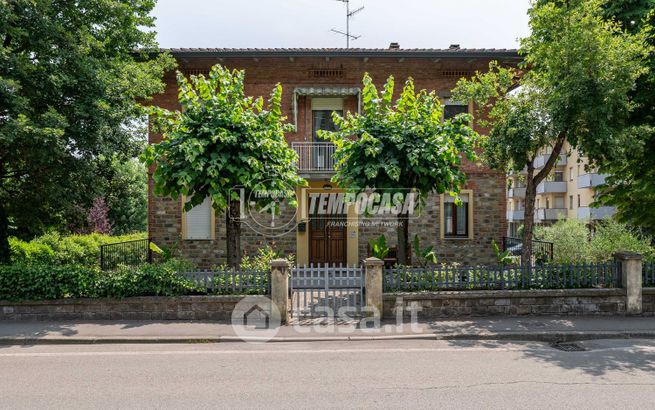 Casa indipendente in residenziale in Via Radici in Monte 131