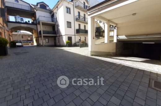 Box/posto auto in residenziale in Via San Carlo
