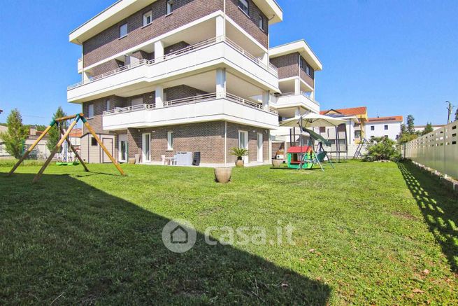 Appartamento in residenziale in Corso Isonzo 30