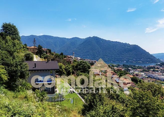 Villa in residenziale in Via per la Svizzera