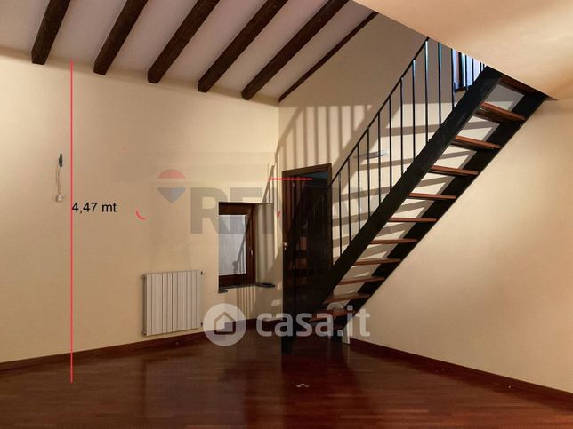 Appartamento in residenziale in Via Euplio Reina 13