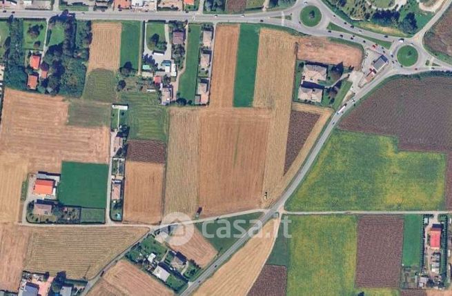 Terreno agricolo in commerciale in Via Como