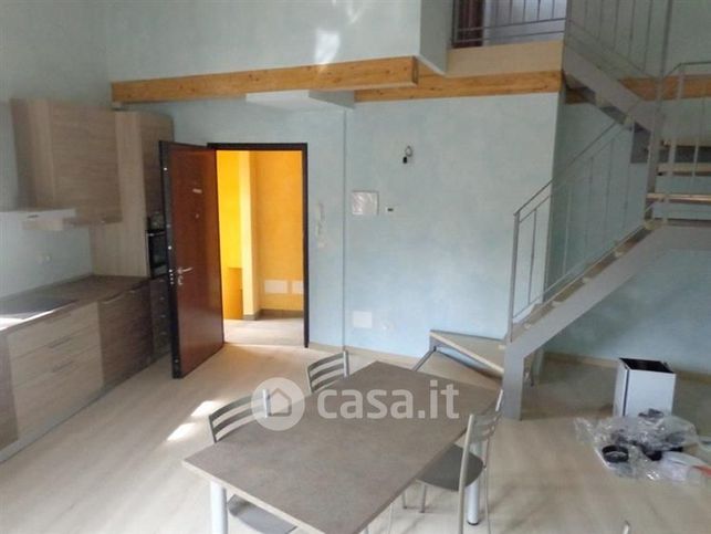 Appartamento in residenziale in Via Romegialli
