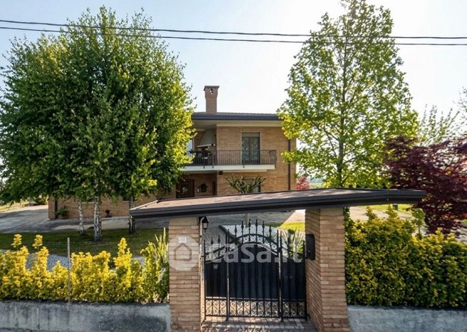 Villa in residenziale in Calle dell'Orso