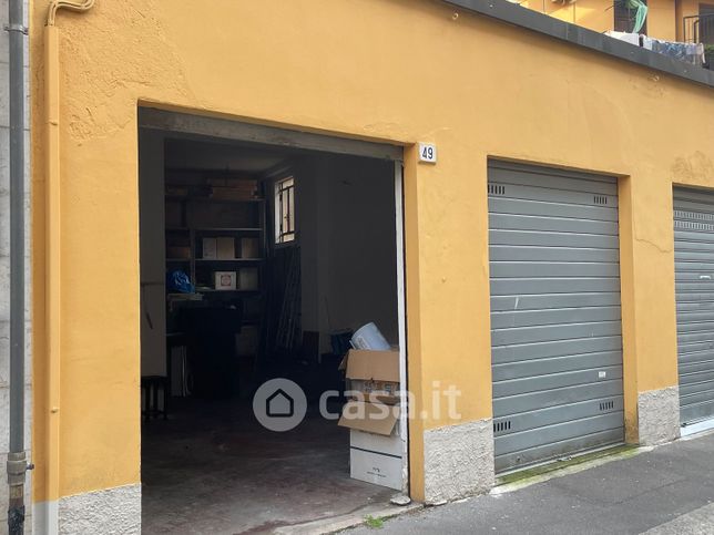 Box/posto auto in residenziale in Via Monte San Michele 180