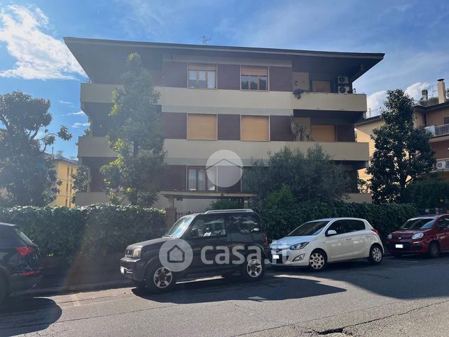 Appartamento in residenziale in Viale U. Ojetti 37