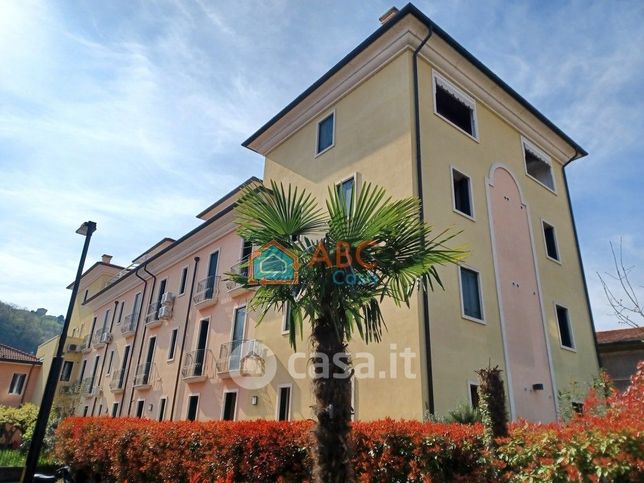 Appartamento in residenziale in Via Alessandro Manzoni