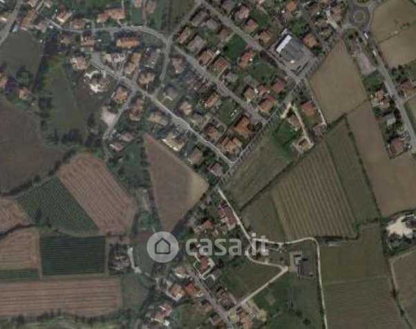 Terreno agricolo in commerciale in Strada Provinciale 29 Colligiana