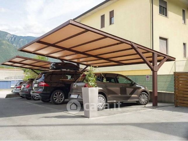 Box/posto auto in residenziale in Via Lorenzo Il Magnifico